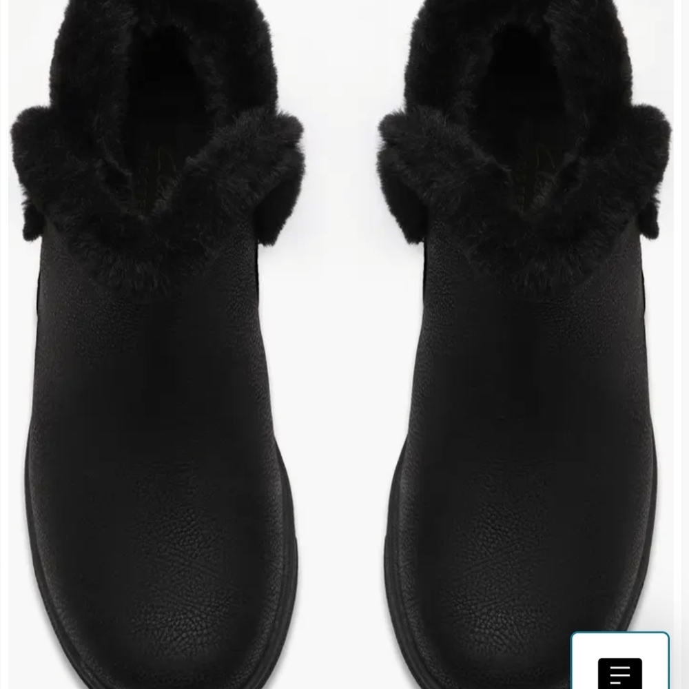 NEW Clarks Women's Black FauxFur-Lined Ankle Boots
